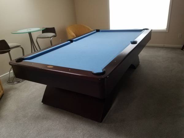 Solo® Eugene Blue Felt Pool Table 35